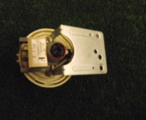 Waschmaschine LG F1443KD /01 Druckschalter