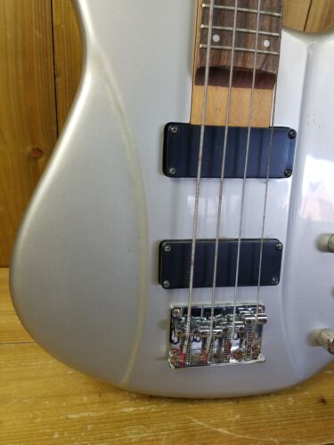 Wesley 4 String Metallic Grey Bass Guitar Electric B3504 Right Handed - Picture 3 of 18