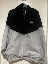 Nike Sportswear Heritage Windrunner Windbreaker Anorak Jacket Hooded Men's XL
