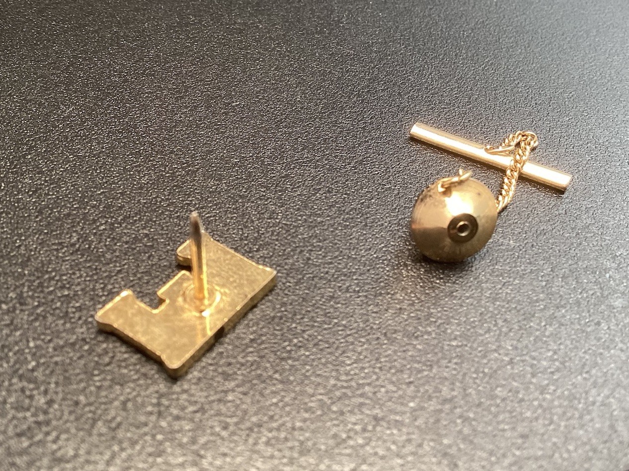 Vintage Gold Tone Castle Tie Tack Pin Nice Details