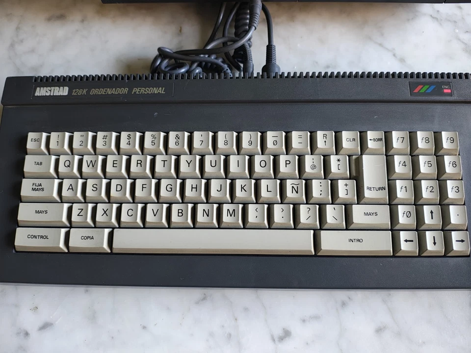AMSTRAD CPC 6128 128K ORDENADOR PERSONAL BUENO TECLADO ESPAÑOL LEER DESCRIPCIÓN - Imagen 4 de 4