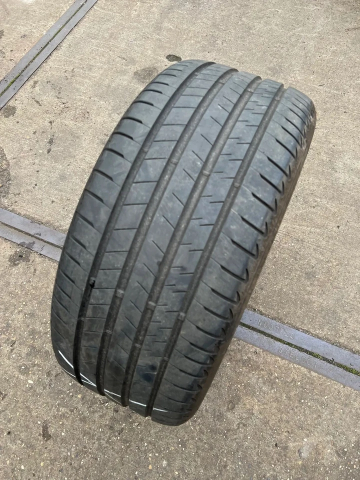 Sommerreifen 275/40 R20 106W XL Bridgestone Alenza 001 RFT RSC * DOT21 6,7mm - Bild 2 von 2