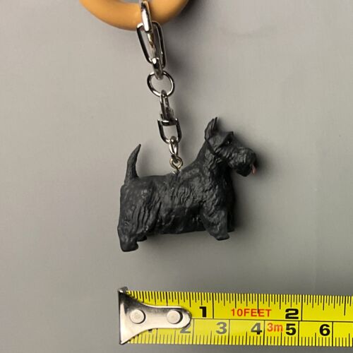 Portachiavi Terrier Scozzese Nero Miniatura Resina Cane Scottie Statuina Giappone Nuovo - Foto 3 di 8