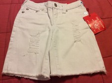 NWT True Religion Boy Girl Geno Relaxed Slim Size 4 Flip Pocket Jean Shorts