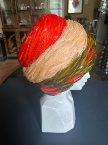 Vtg 50s Vibrant Colors Pheasant Feather Hat Turban Made in USA ~ Excellent Cond. - Picture 15 of 15