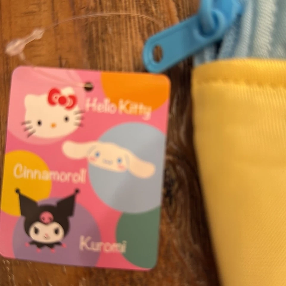 Mochila Hello Kitty Cinnamoroll Amarilla y Azul Japón Foto 3 de 3