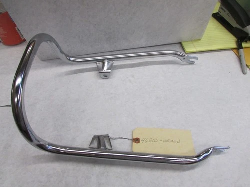 HANDLE, PILLION RIDER