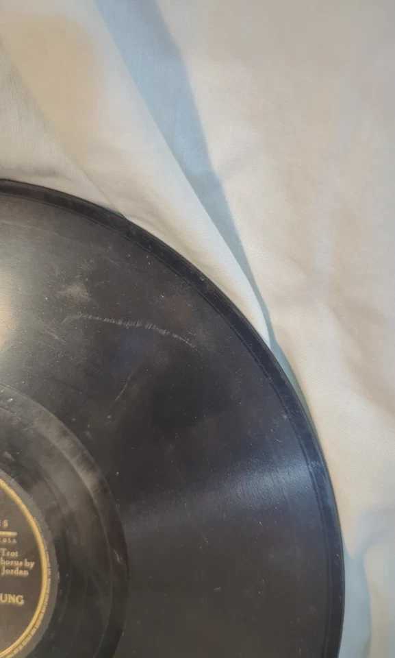 Louis Jordan – That Chick's Too Young To Fry  ~ 1946 ~ Jump Blues/Boogie Woogie Foto 4 de 4