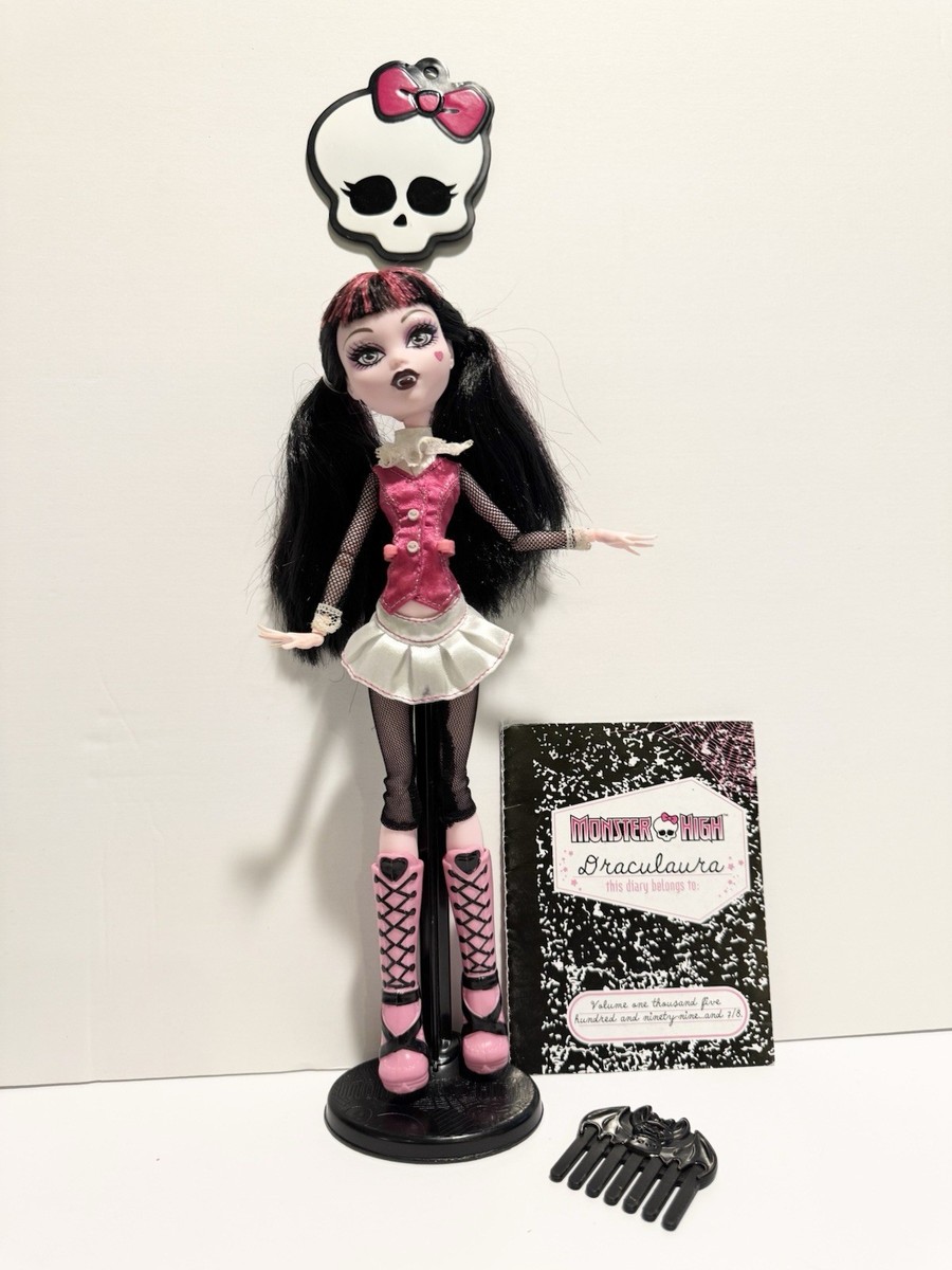 2008 Monster High First Wave Draculaura Doll Creeproduction