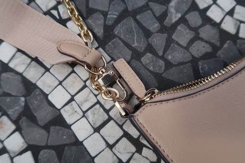 Bolso de hombro Mango Nude buena correa de cadena - Imagen 6 de 8