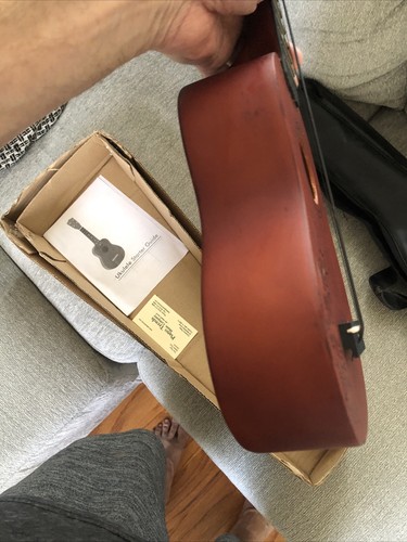 JAKE SHIMABUKURO UKELELE FIRMADO GANADOR DEL GRAMMY GANADOR AUTOGRAFIADO Estuche y Caja de Soporte - Imagen 10 de 10