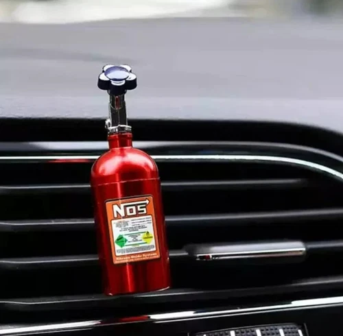 Red Metal Car Vent Clip Air Freshener with Refillable Scent Diffuser