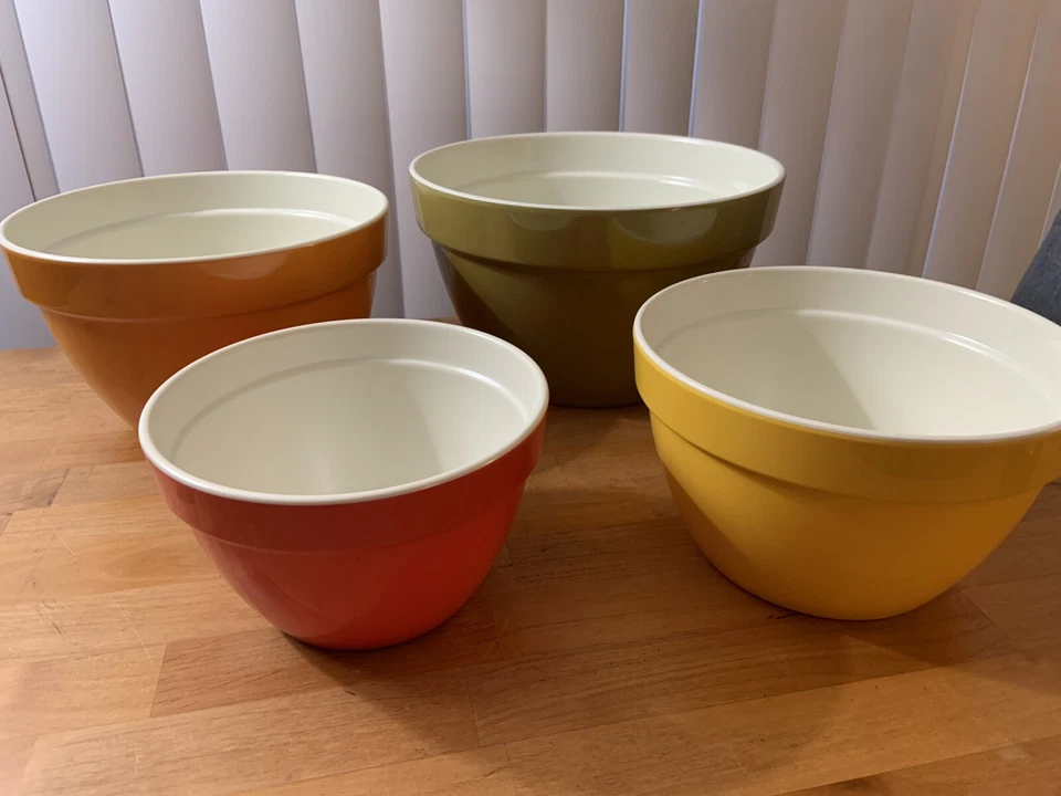 Juego de 4 cuencos mezcladores anidados 100 % melamina colores vintage años 70 - retro Foto 2 de 4