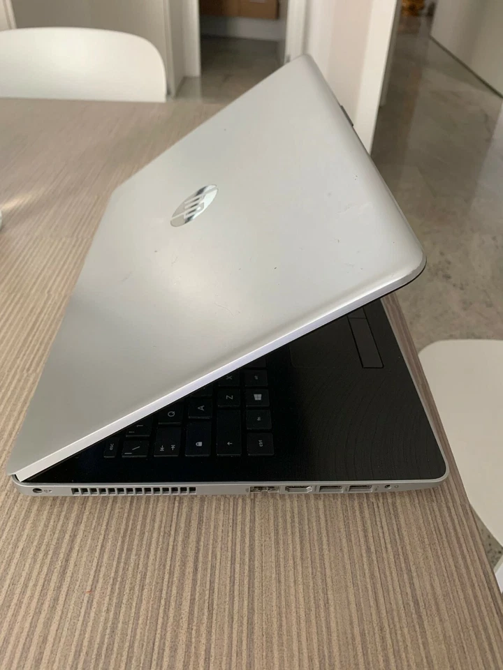 Computer usato HP Pavilion 3168gnw: computer universitario, lavoro e gaming legg - Immagine 2 di 4