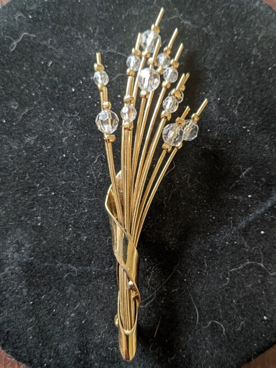 Brooch pin best sale online