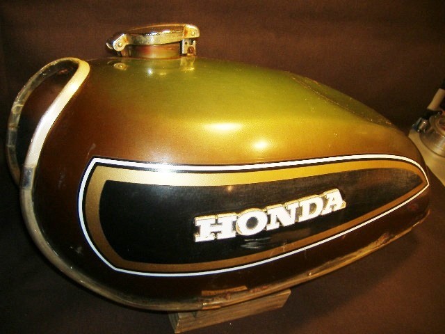 和*ん様 バイクタンク CB550 CB500 Honda CB550 gas fuel tank 1974 brown/black CB 550 17500-374-810 TF
