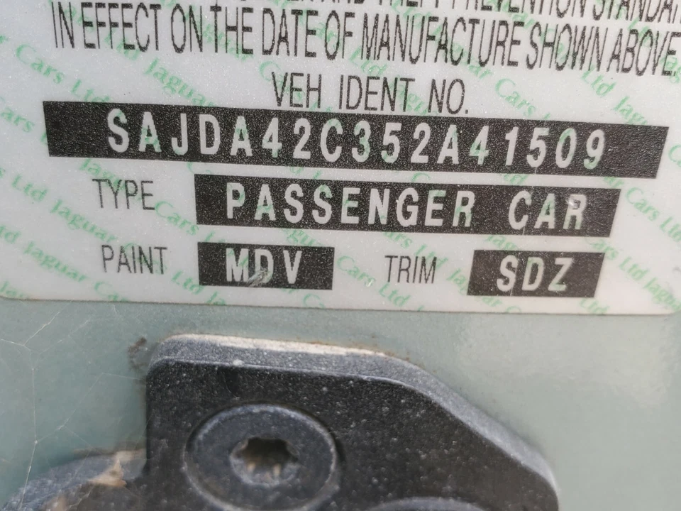 Guardabarros delantero izquierdo Jaguar XK8 1997 1998 1999 2000 01 02 2003 2004 2005 2006 MDV Foto 2 de 2