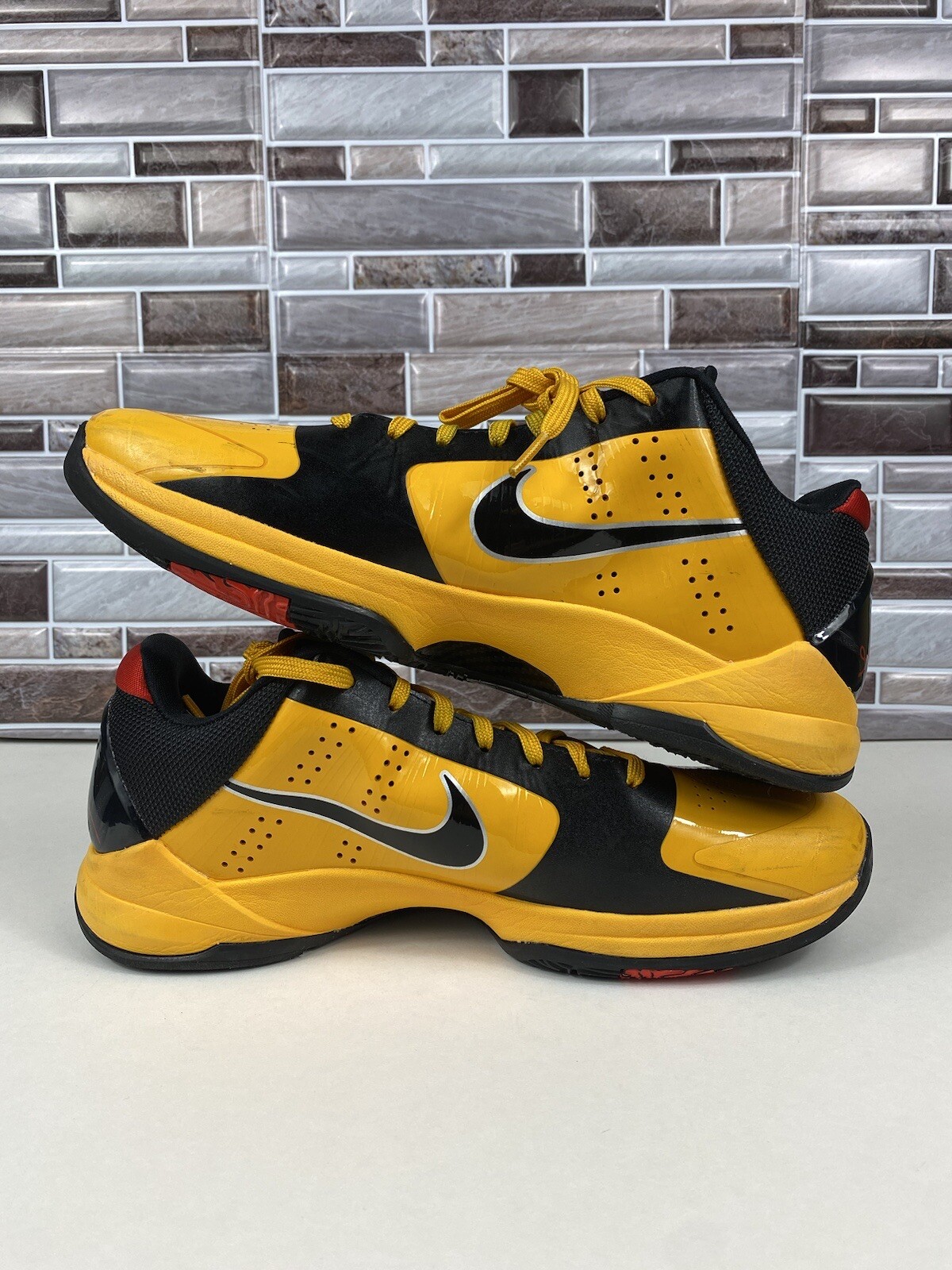 Nike Kobe 5 Bruce Lee Basketball Shoes Yellow Used Mens Size 10.5