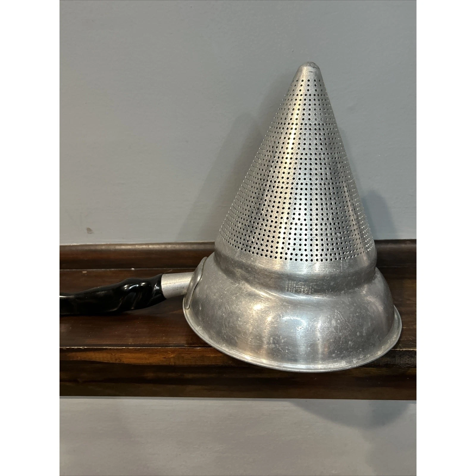 VINTAGE WAREVER CONE SHAPED STRAINER ALUMIMUM COLANDER FOOD SIEVE 8" DIA