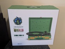 WICKED FOR GOOD x CROSLEY TURNTABLE EMERALD RSD BLACK FRIDAY 2025 Elphaba Witch