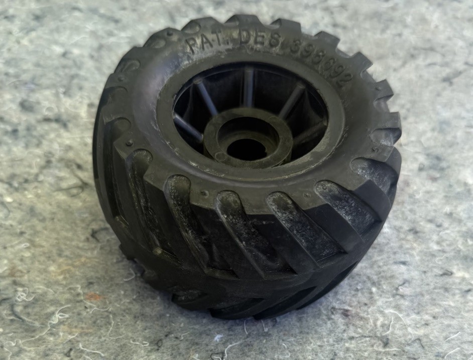 Vintage XT Wheelz Extreme All Terrain Skateboard Wheels Vintage
