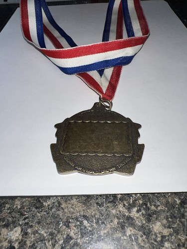 Vintage Crown Trophy Made In USA ACHIEVEMENT Bronze Medals Preowned. - Picture 5 of 16