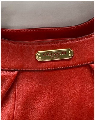 Coach Black Leather Purse Handbag With 3 Interior Compartments 