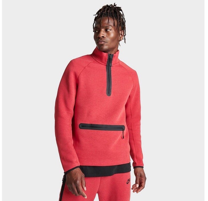 ✩.*˚　13579　✩.*˚ Men's Nike Sportswear Red/Black Tech Fleece Half Zip LARGE