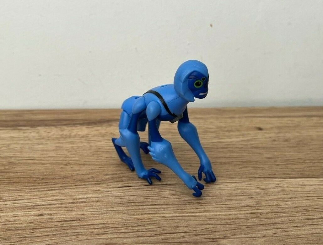 BEN 10 ULTIMATE ALIEN *Multi Listing* Action Figures Mugs Soft Toys Etc