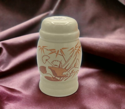 Masumi by Coty 3.7 oz Ceramic Shaker w/Talc Vintage 1980s Body Powder NWOB
