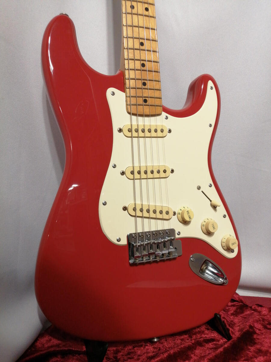Fender Mexico Squier Series Stratocaster Electric Guitar Fender Mexico Squier Series Stratocaster Electric Guitar