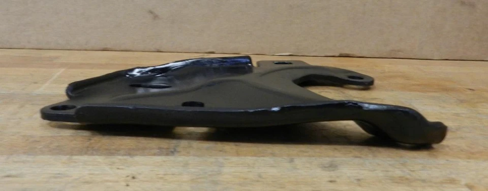 1971-72 Buick Skylark GS Riviera 350 455 V8 used power steering bracket 455 A350 - Image 2 of 3