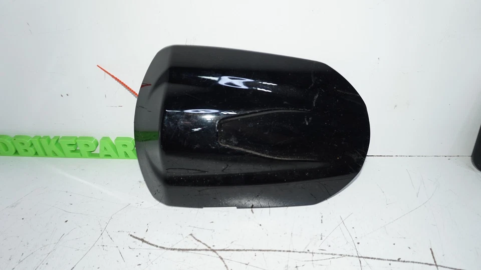 Suzuki 2008 09 GSXR 600 750 Rear Passenger Seat Hard Cover OEM 45551-37h OEM - Image 2 of 4