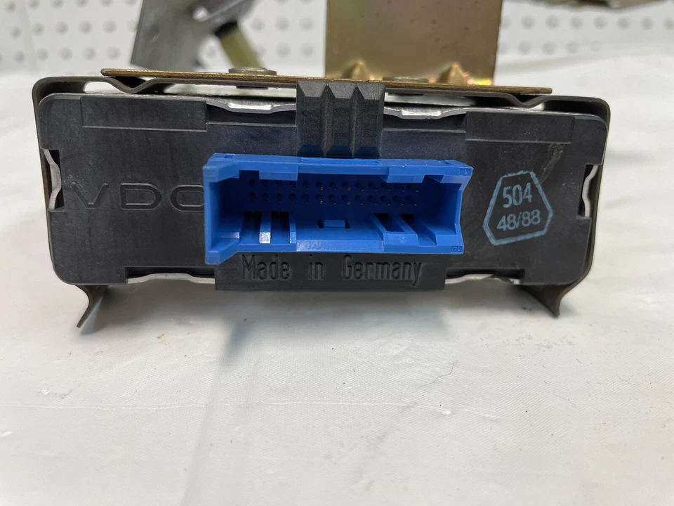 BMW E30 1989 325i módulo de control de crucero VDO OEM Foto 2 de 3