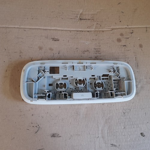 VW Golf 5 K1 Innenraumbeleuchtung Leuchte Lampe 1K0947291