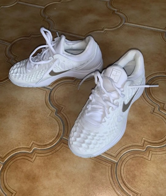 nike zoom cage 3 womens