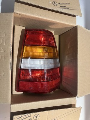 Genuine Mercedes Tail Light Lens Assembly Right NOS 124-820-20-66