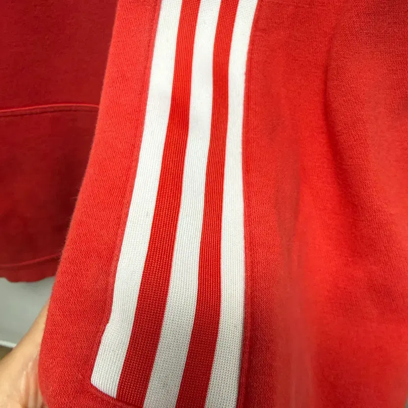 Adidas Hoodie T-Shirt XL thumbnail 2