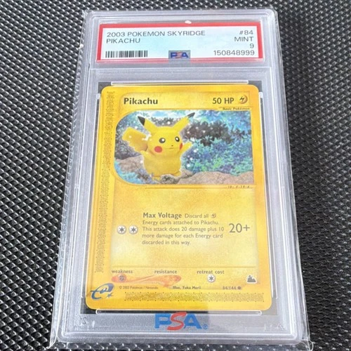 Pokémon Skyridge Pikachu Common Regular 84/144 2003 PSA 9 English Card