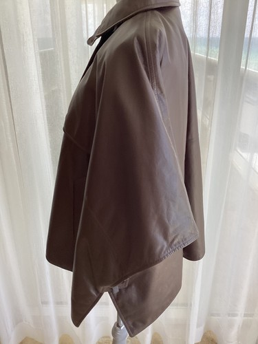 Brunello Cucinelli Leather Cape Jacket Oversized Padded Sz 42 6 M NWT $ 9499 - Picture 3 of 9