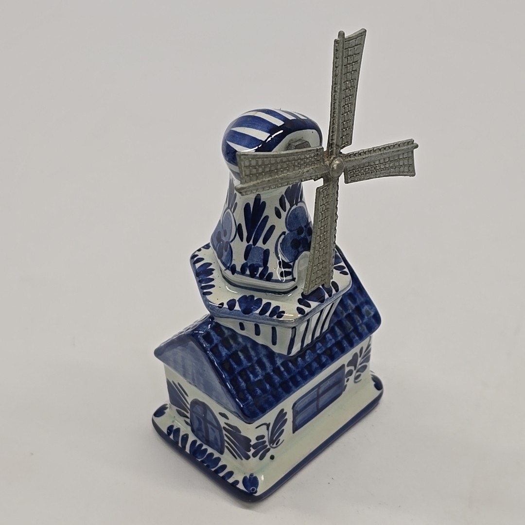 Vintage Boma Delft Blauw Holland Music Box Windmill Moves Blue & White Works