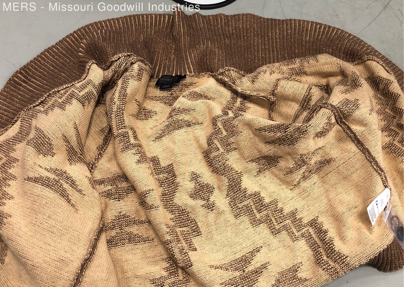 Pendleton Women's Brown Pattern Wool Cardigan Swe… - image 3