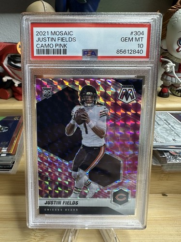 PSA 10 Justin Fields (RC) Camo Pink 2021 Panini Mosaic #304 - Picture 1 of 2