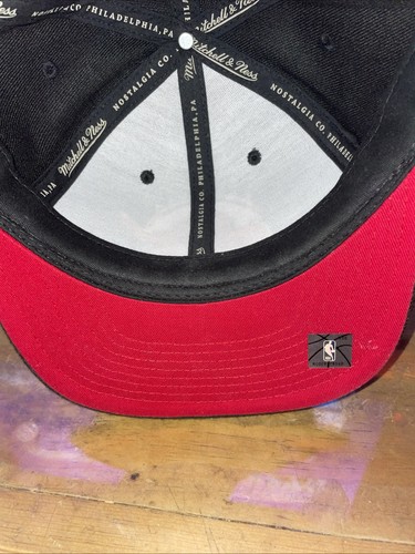 NBA TORONTO RAPTORS BRED MITCHELL & NESS MENS ORIGINAL SNAPBACK HAT BLACK - Picture 4 of 5