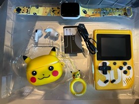 KT-A06 Pok&eacute;mon Pikachu 4-in-1 Suit Gift Set Handheld Game Watch TWS Case