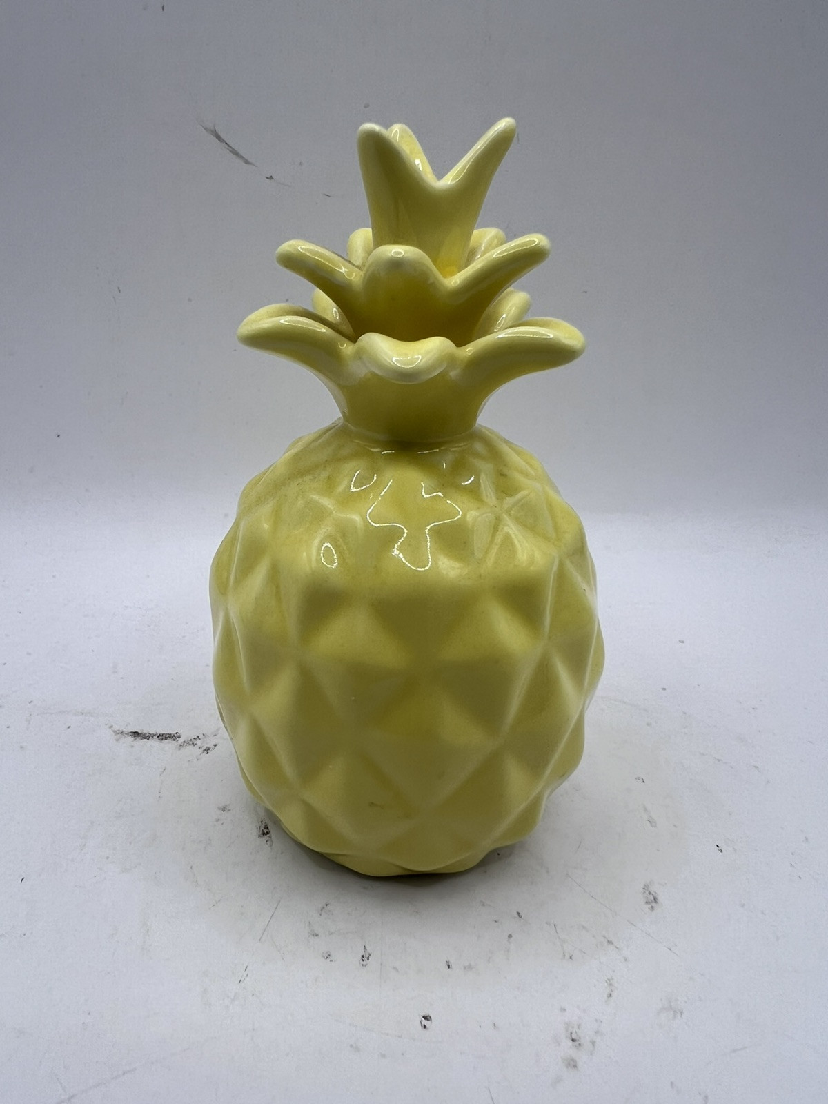 置物 pineapple pineapple Yellow Ceramic Pineapple By Hazel & Co Tropical Home Decor, 4.5