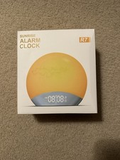 REACHER Sunrise Alarm Clock with Sound Machine Dimmable Clock Lamp Wake Up Light