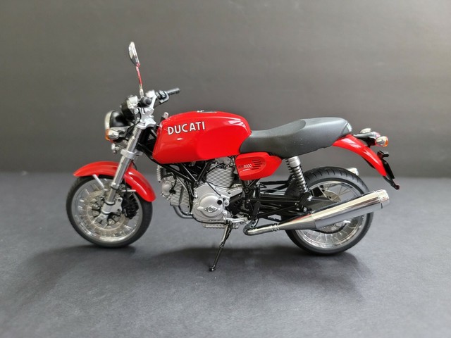 Ducati Gt 1000 Rot 1 12 Autoart For Sale Online Ebay