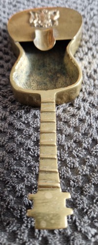 OLD VINTAGE BRASS ASHTRAY GUITAR - Imagen 10 de 13