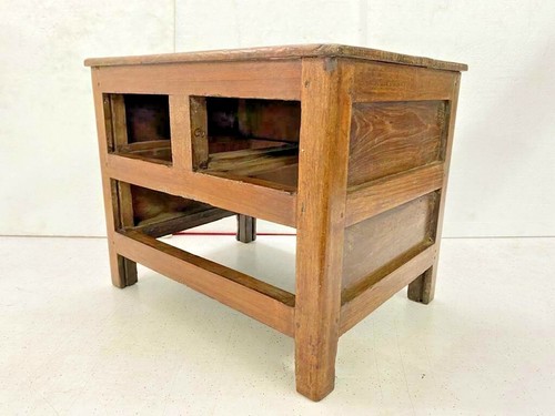 OLD VINTAGE RARE WOODEN HAND MADE SMALL TABLE WITH 3 CHEST / DRAWERS ( JEWLLERS) - Picture 4 of 12